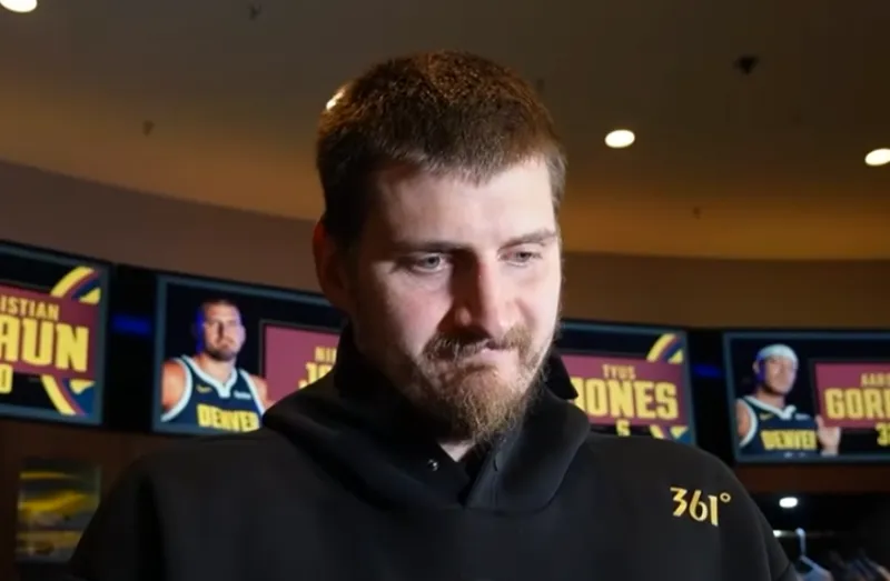 素素粉絲逆天發言：令的冠軍沒他主子多