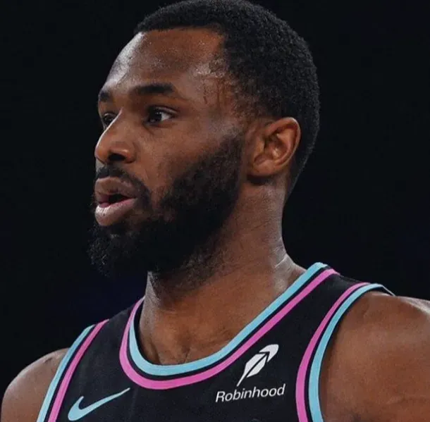 說實話，現在百星難度降低是不是因為很多人一直打排位賽靠場次上的啊？