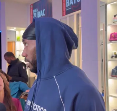 180分！福登在英格蘭基地射飛鏢擲出滿分，三鏢均中20×3