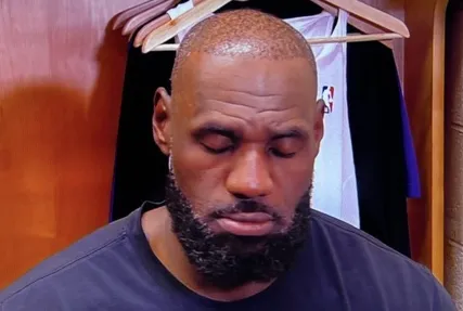 ??22中4！集體低迷！魔術全隊首節只進了4個球&落后騎士18分