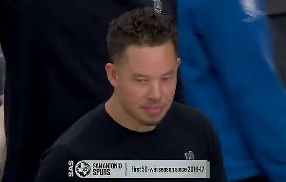 卡薩諾：羅馬得請托蒂回來 托納利和巴雷拉一般 巴斯托尼被網(wǎng)暴了