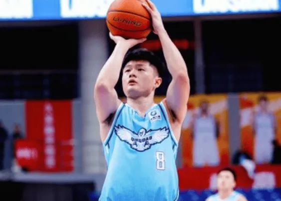 流言板]媒体人：青岛是球迷活动做得不错的球队场上与场外相辅相成(图1)