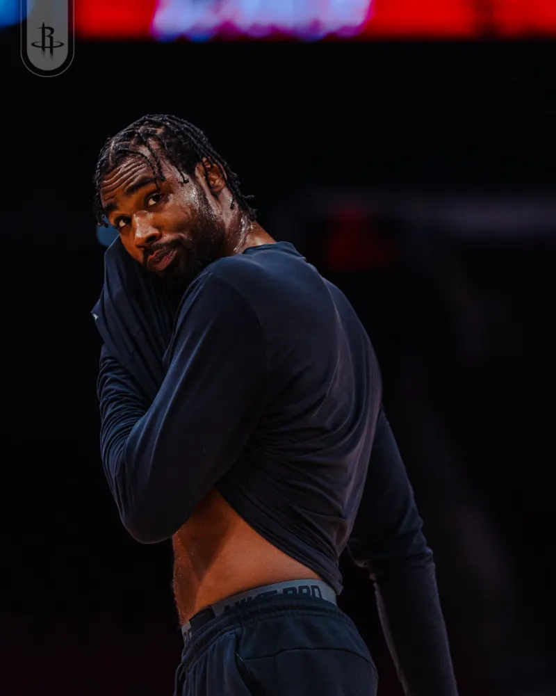 博主：深圳新鵬城今天舉行出征儀式，周定洋、戴偉浚等新援亮相