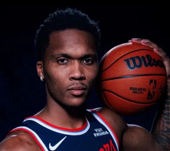 阿爾瓦雷斯：戰(zhàn)斗到最后仍出局令人難過 祝賀皇馬晉級