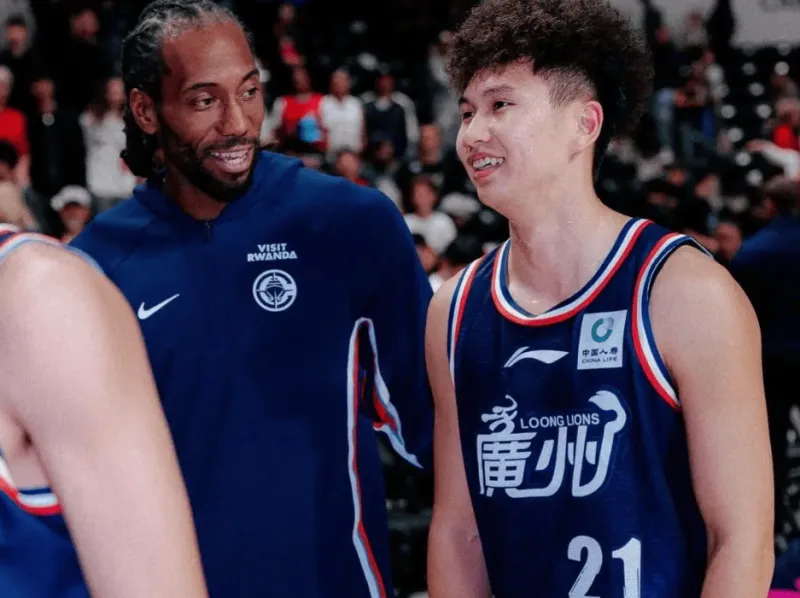 [流言板]伦纳德晒与广州男篮张文杰同框照：两个国家，同一个梦想-NBA新闻-虎扑社区
