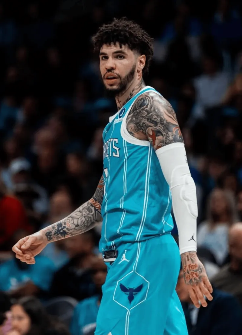 追夢(mèng)談KD小號(hào)傳聞:你不正面回應(yīng)就會(huì)留下爭(zhēng)論空間 很難私下解決 追夢(mèng)談KD小號(hào)傳聞:你不正面回應(yīng)就會(huì)留下爭(zhēng)論空間 很難私下解決