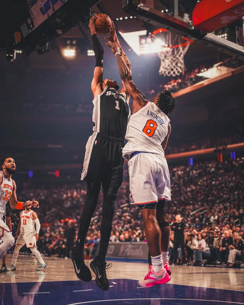 NBA：22岁115天的文班成为第二年轻总决赛单场30+5+5球员