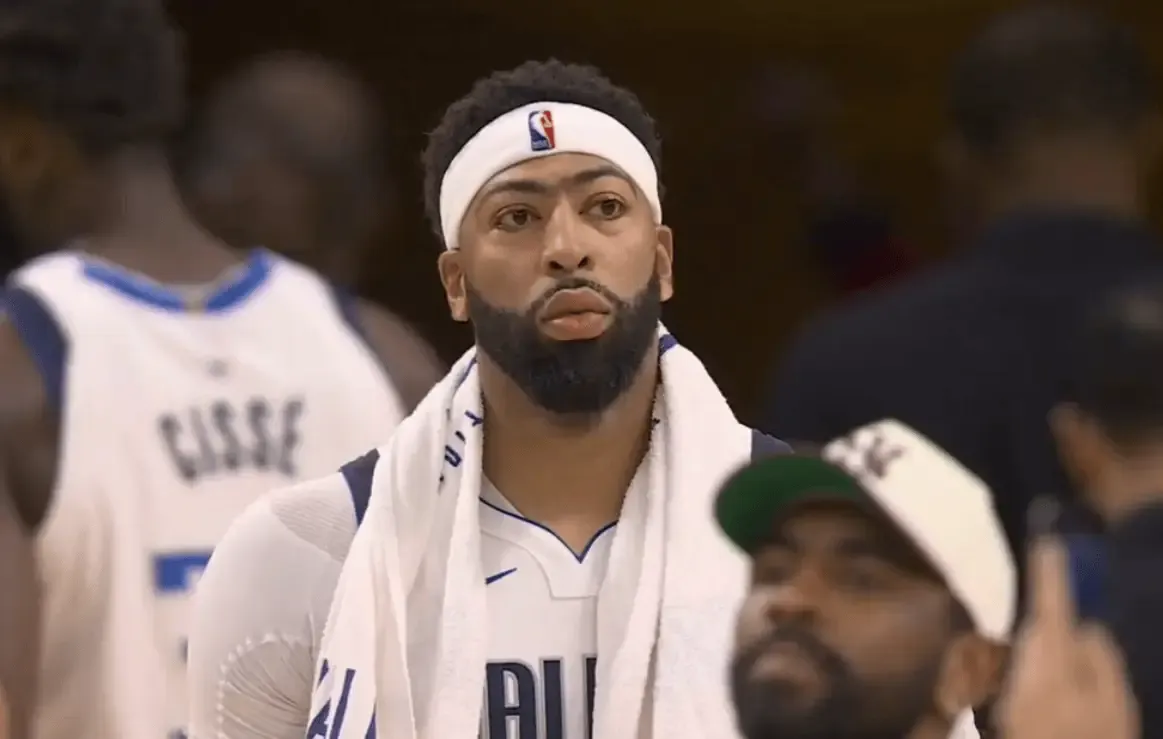 [流言板]戴维斯谈鹈鹕主场嘘声：我毫不在意，这根本影响不到我-NBA新闻