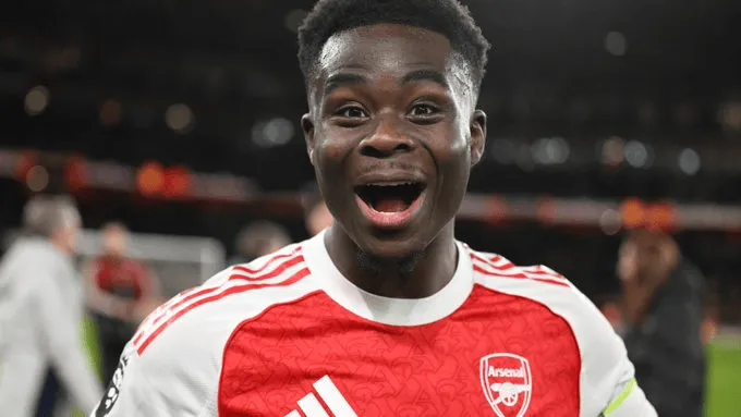 [流言板]薩卡：亨利可能是英超史上最優(yōu)秀球員，我在努力學(xué)習(xí)他技能