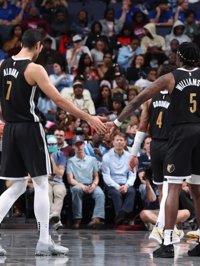 伊布：希門尼斯是個殺手，只要有機會他就能轉化為進球