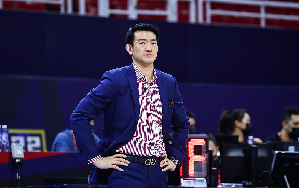 亲自指导球员广厦晒王博从国家队回归首堂训练课视频